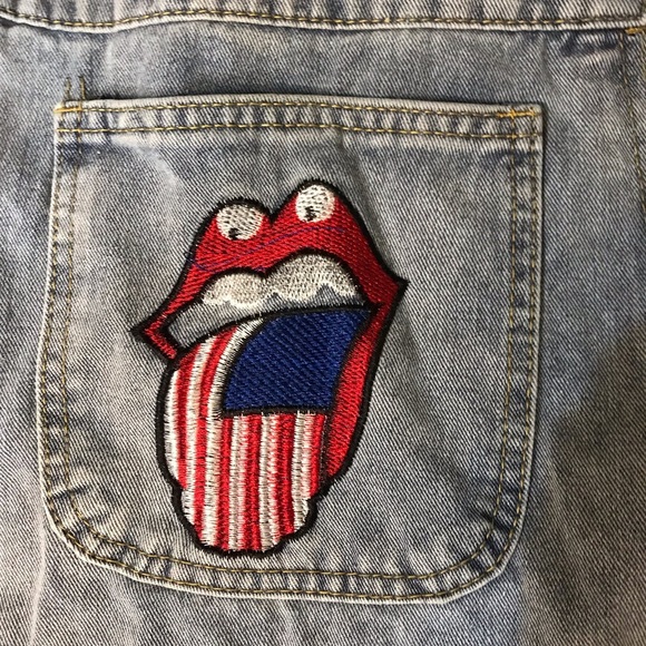 💋Unique Distressed/Embroidered Overalls - Picture 8 of 12